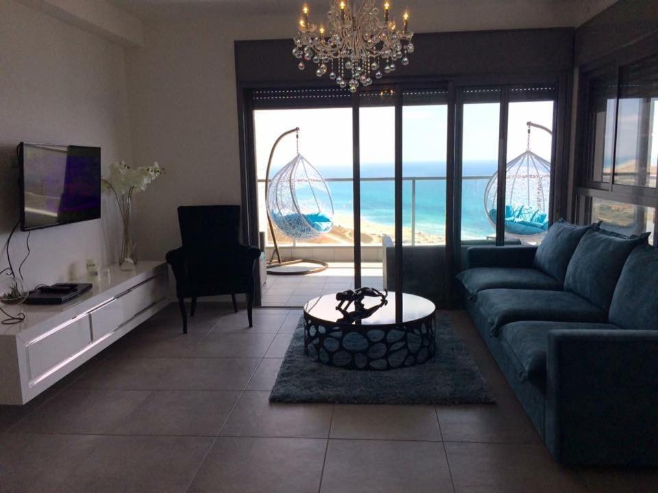 Panorama Apartment " City Garden " Bat Yam Exterior photo