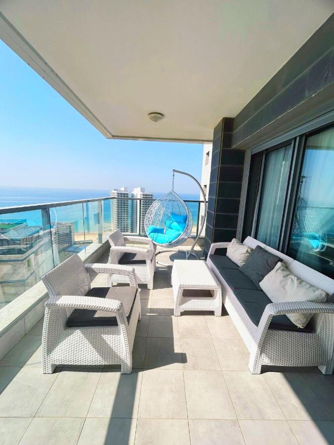 Panorama Apartment " City Garden " Bat Yam Exterior photo