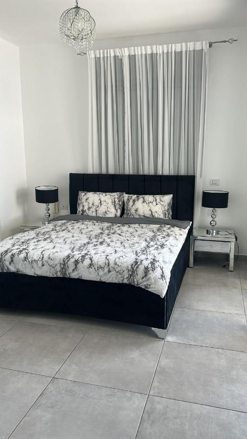 Panorama Apartment " City Garden " Bat Yam Exterior photo