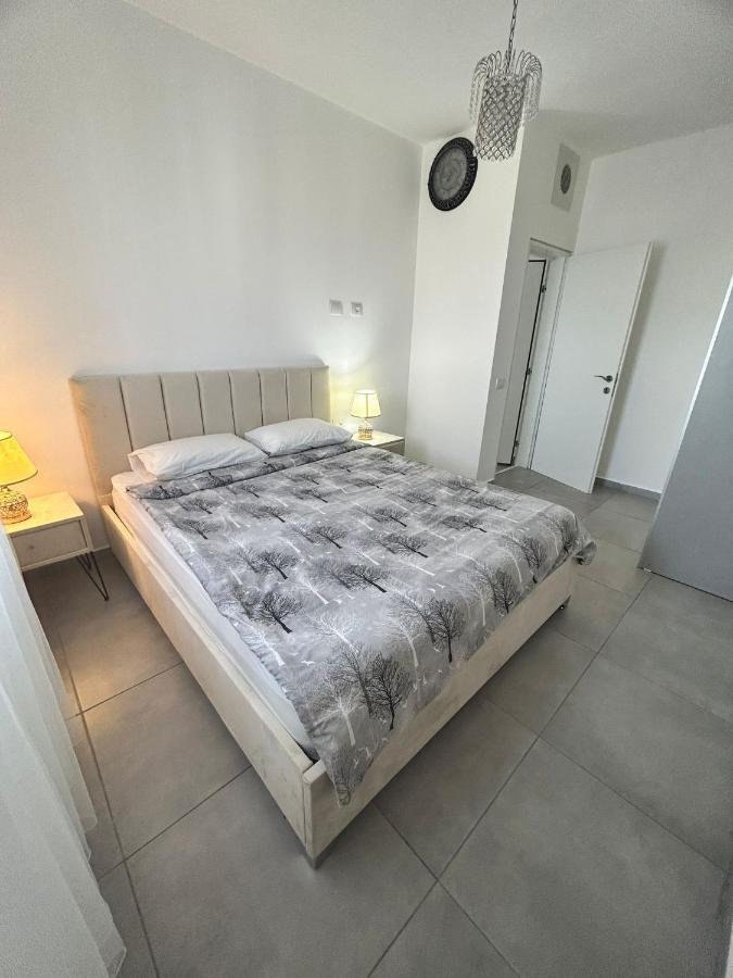 Panorama Apartment " City Garden " Bat Yam Exterior photo